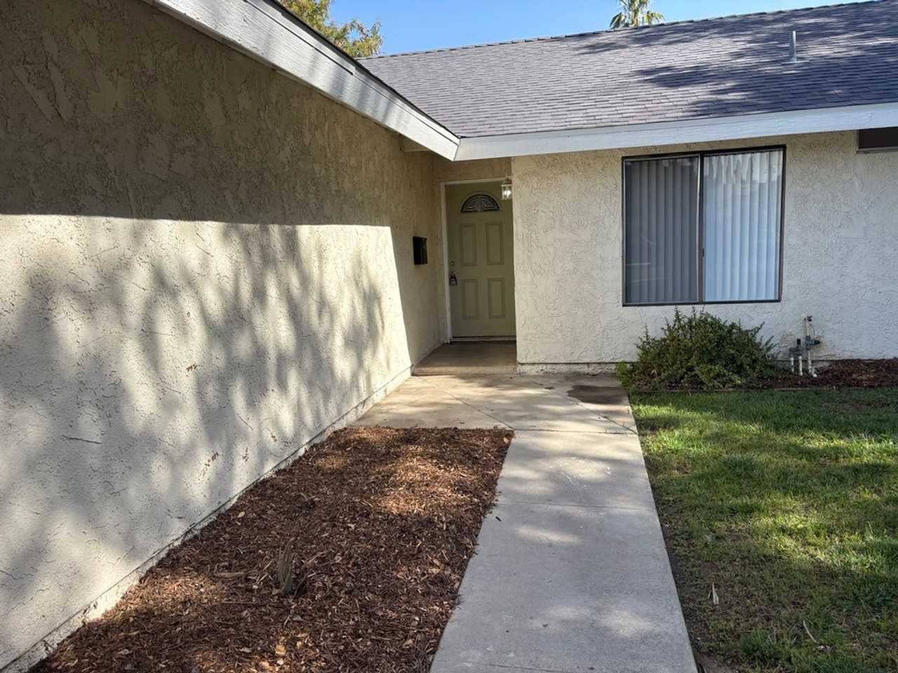 1011 Minerva Ct - Photo 2 of 19