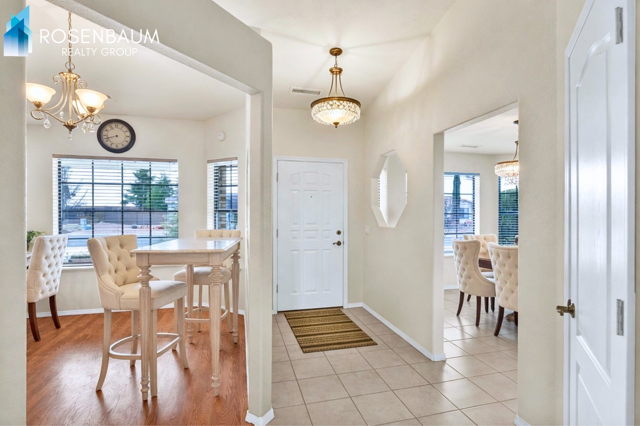 7076 N Sunrise Vis - Photo 3 of 26