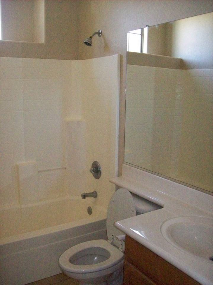 3124 S Lois Ln - Photo 6 of 11