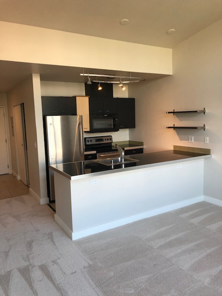 2504 Western Ave - Photo 4 of 14