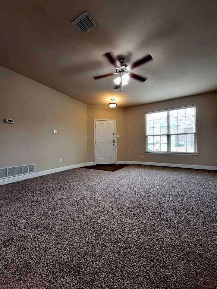 5102 Braddock Ct - Photo 3 of 25