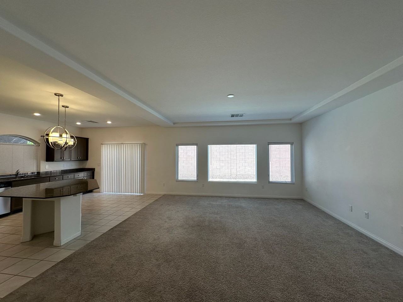 5678 Woodchester Ave - Photo 3 of 23