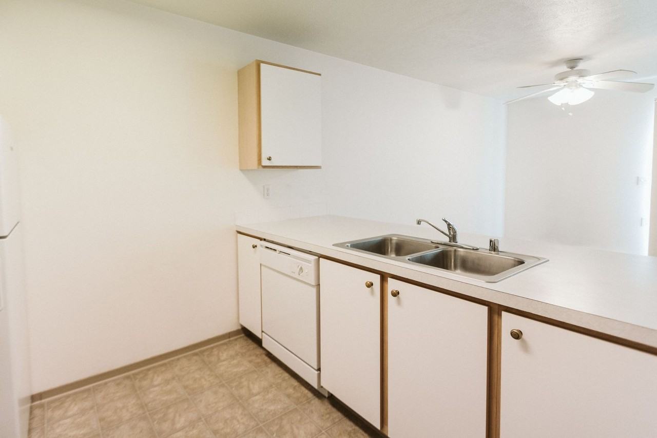 Cornerstone Apartments - Photo 6 of 50