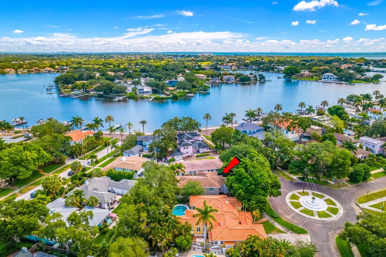 205 Granada St - Photo 2 of 34