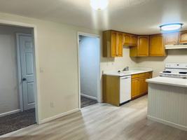 featured image of 310 W Simpson St