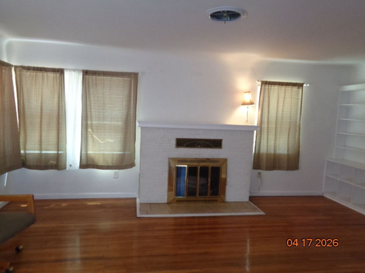 851 W Newgrove St - Photo 4 of 23