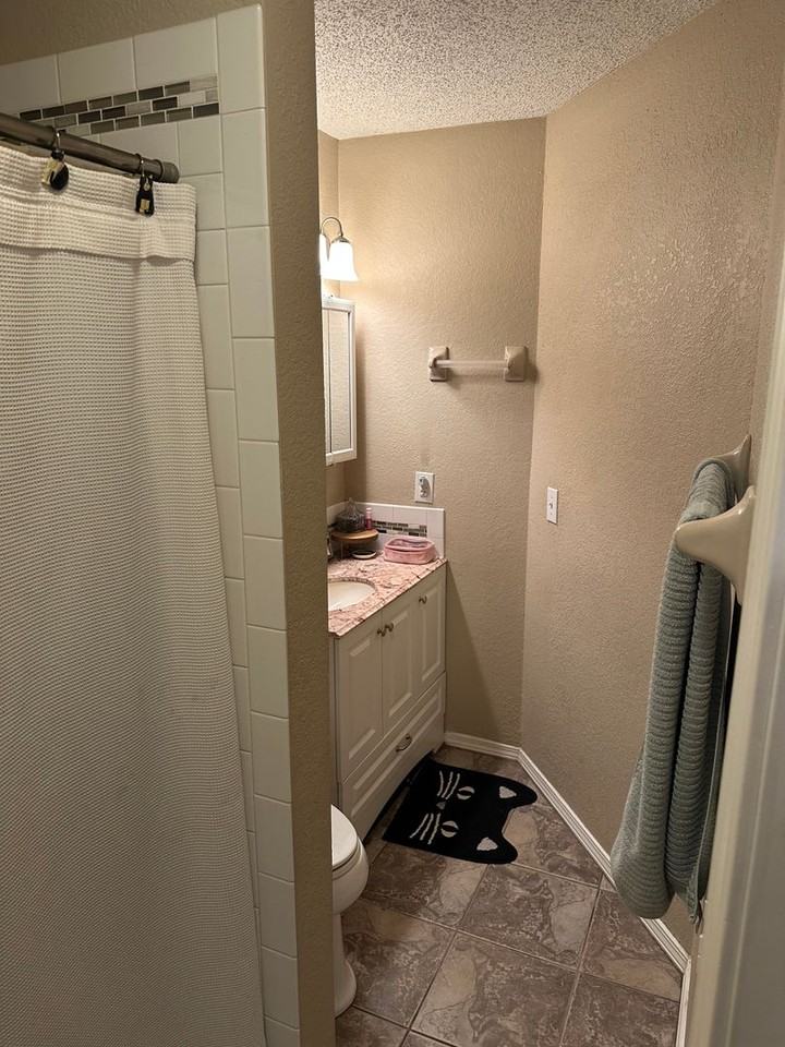 2000 Cypress Pl - Photo 7 of 13