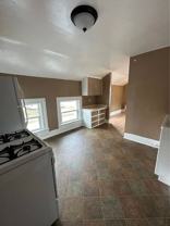 413 S 6th - Photo 1 of 1