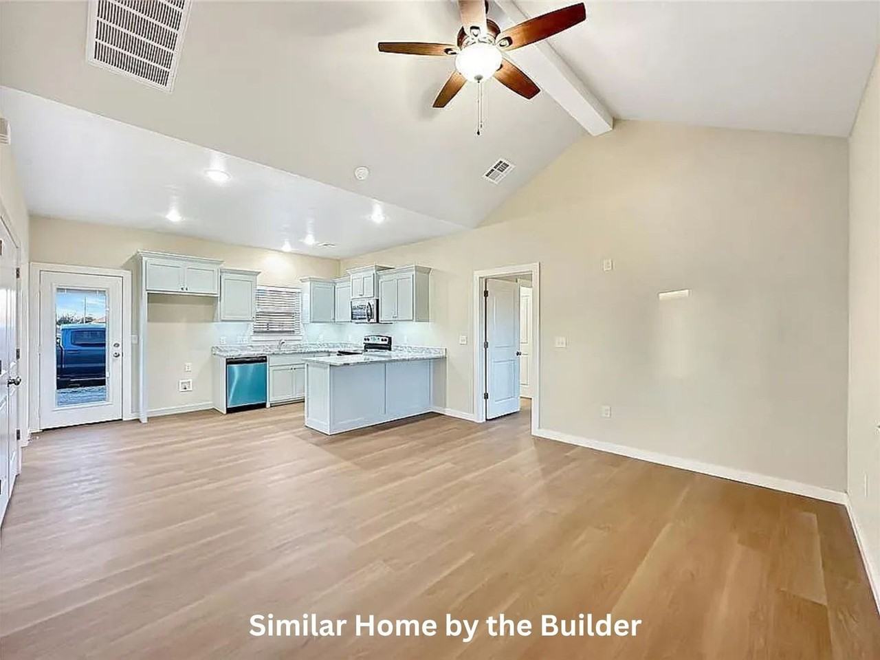 1315 Sheppard St - Photo 3 of 10