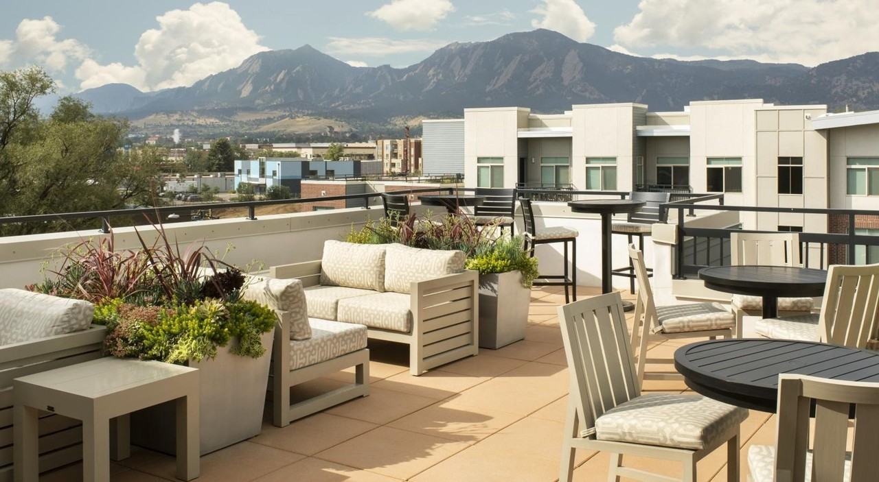 3100 Pearl St - Photo 2 of 19