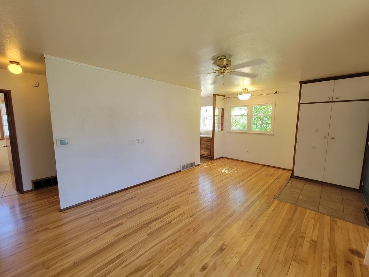 722 Newman Ave - Photo 2 of 29