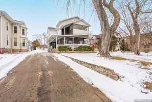 536 Algoma Blvd - Photo 1 of 1