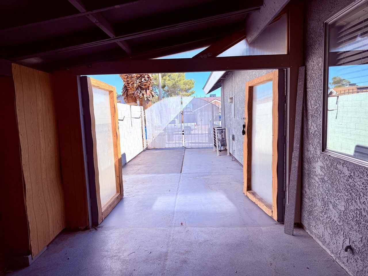 3111 Blossom Glen Dr - Photo 4 of 11