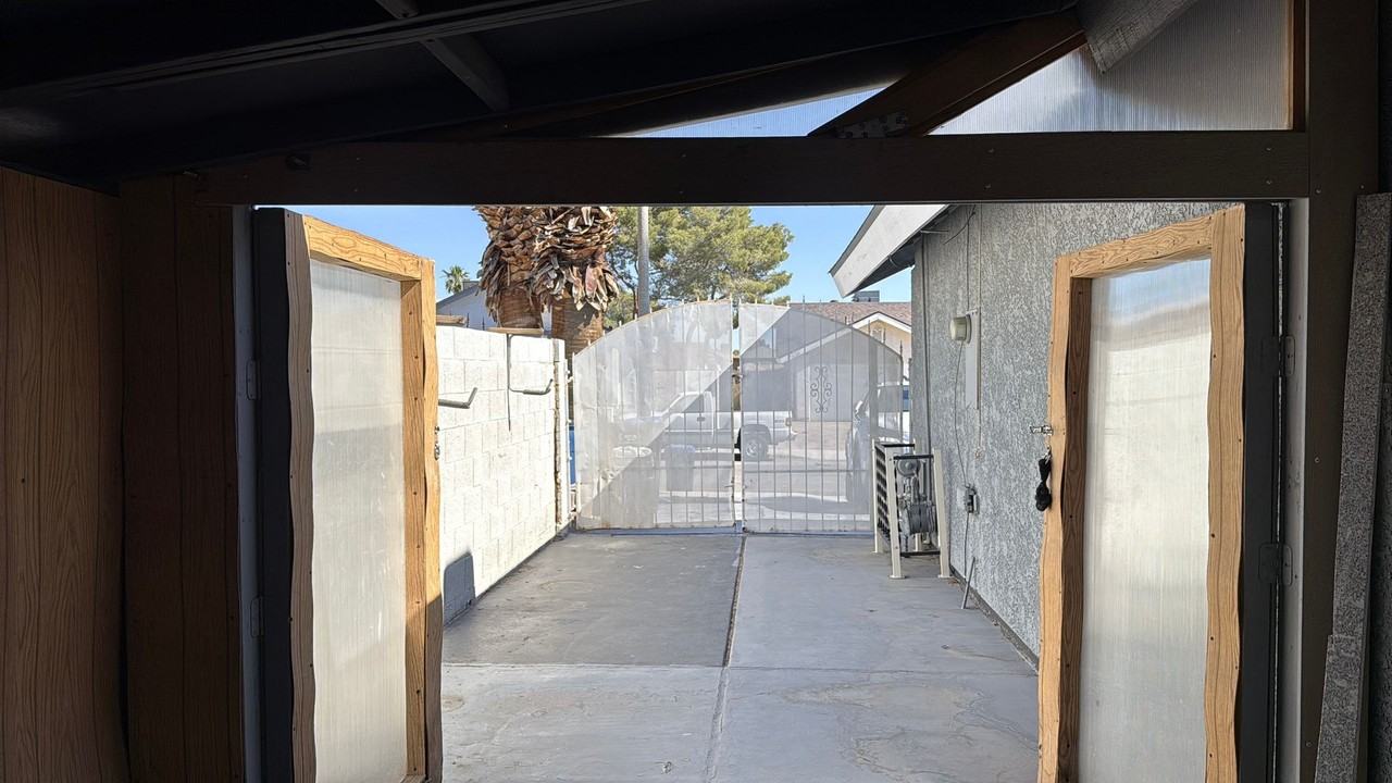 3111 Blossom Glen Dr - Photo 6 of 11