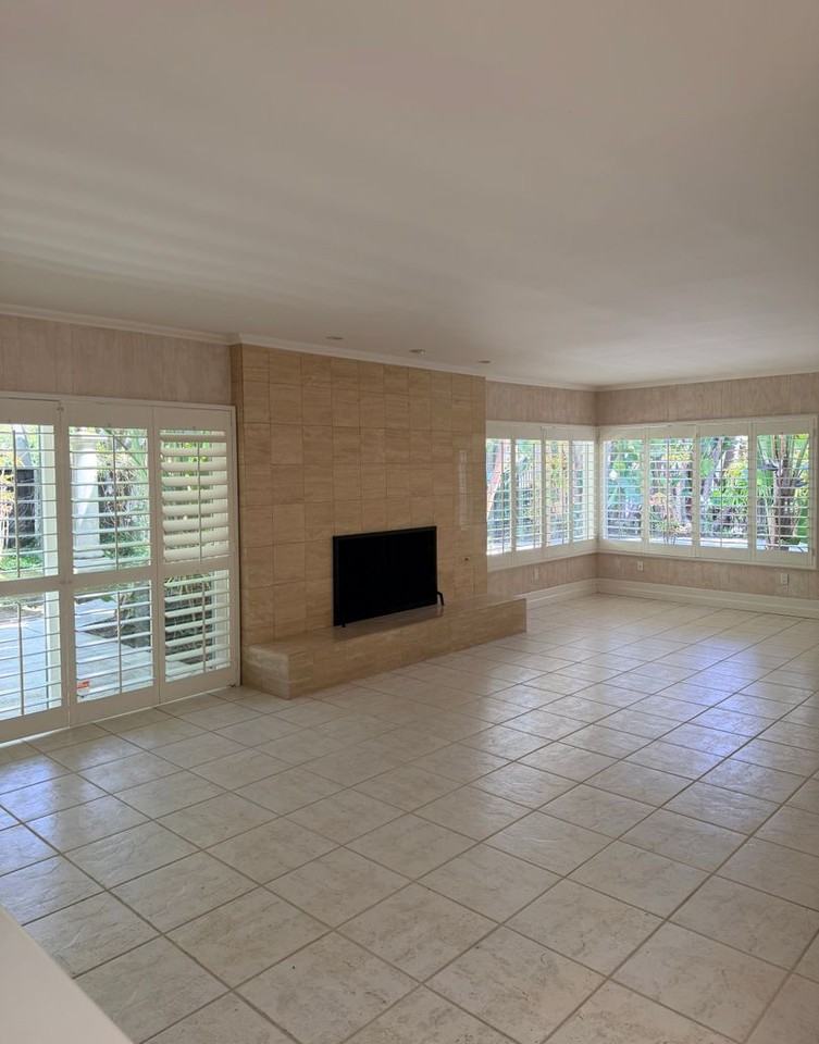 7264 Estrella De Mar Rd - Photo 2 of 48