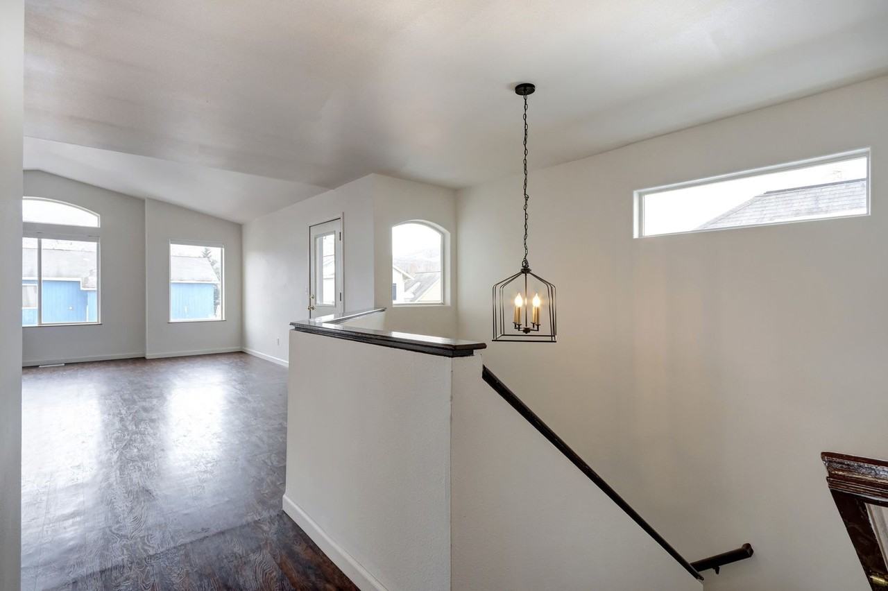 3622 Sycamore Loop - Photo 6 of 38