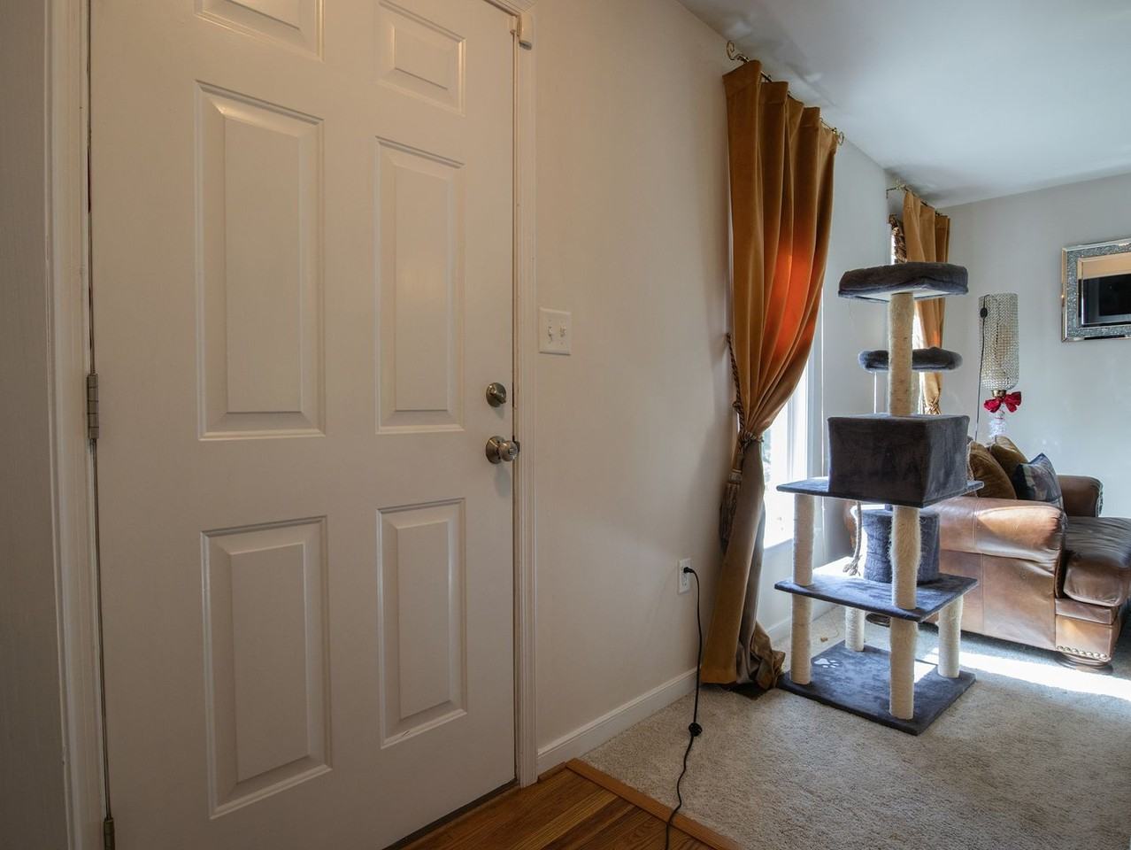 11412 Parrish Creek Ln - Photo 4 of 37