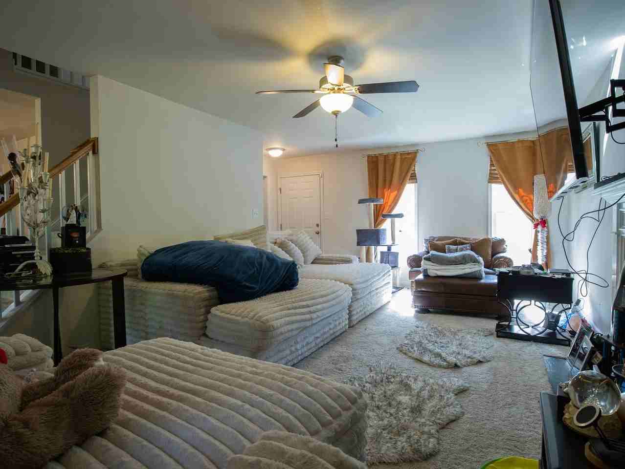 11412 Parrish Creek Ln - Photo 6 of 37