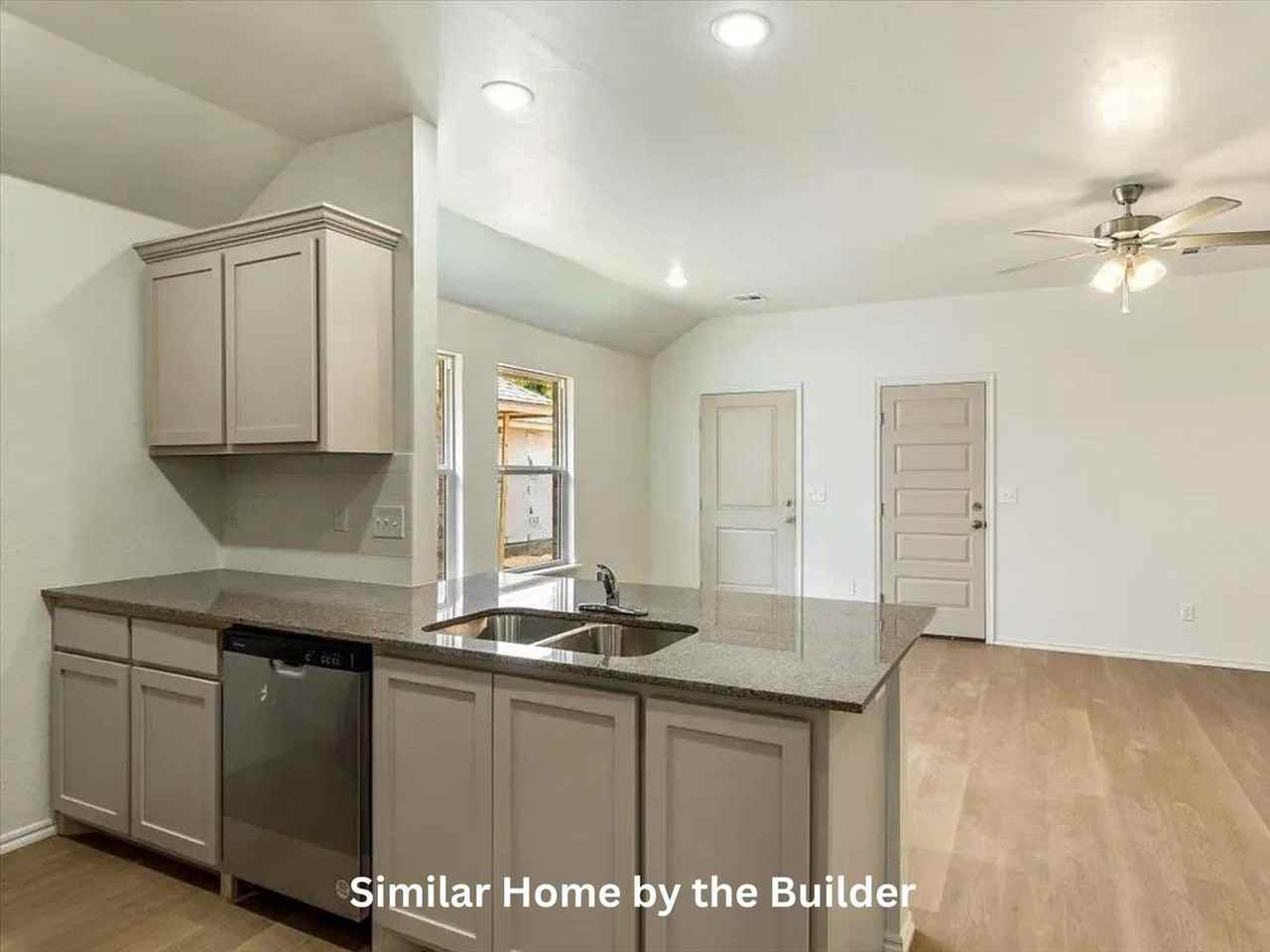1408 Nw Columbia Ave #1 - Photo 3 of 18