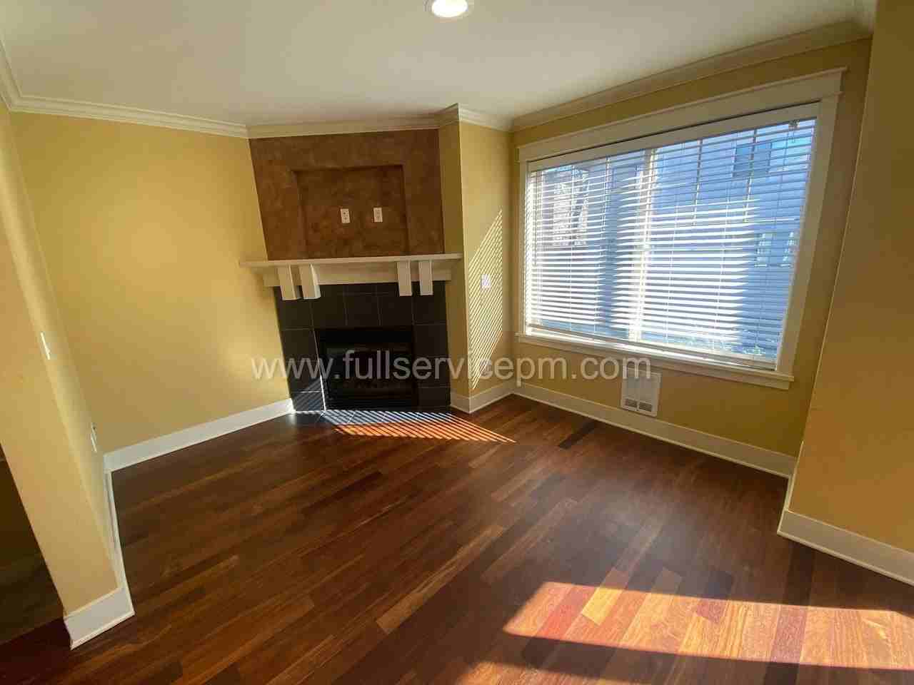 1407 Nw 63rd St - Photo 4 of 42