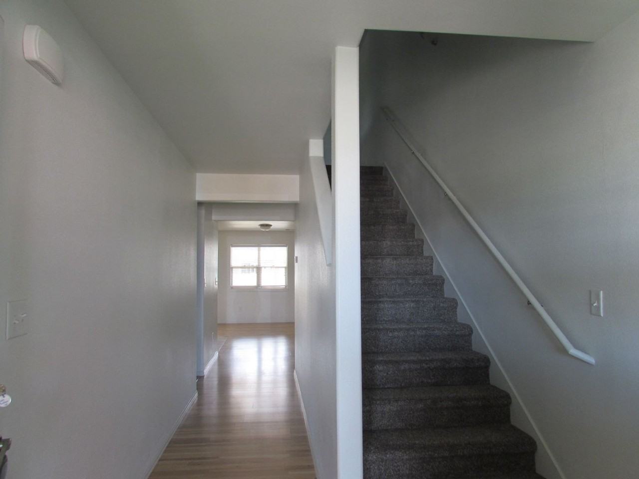 2459 Theresea Ln - Photo 7 of 20