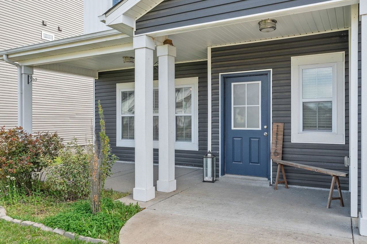 1116 Eagles View Dr - Photo 3 of 39