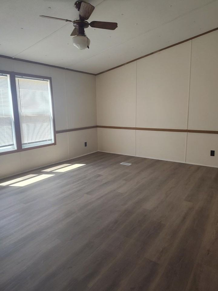 615 Rocwood Dr - Photo 5 of 7