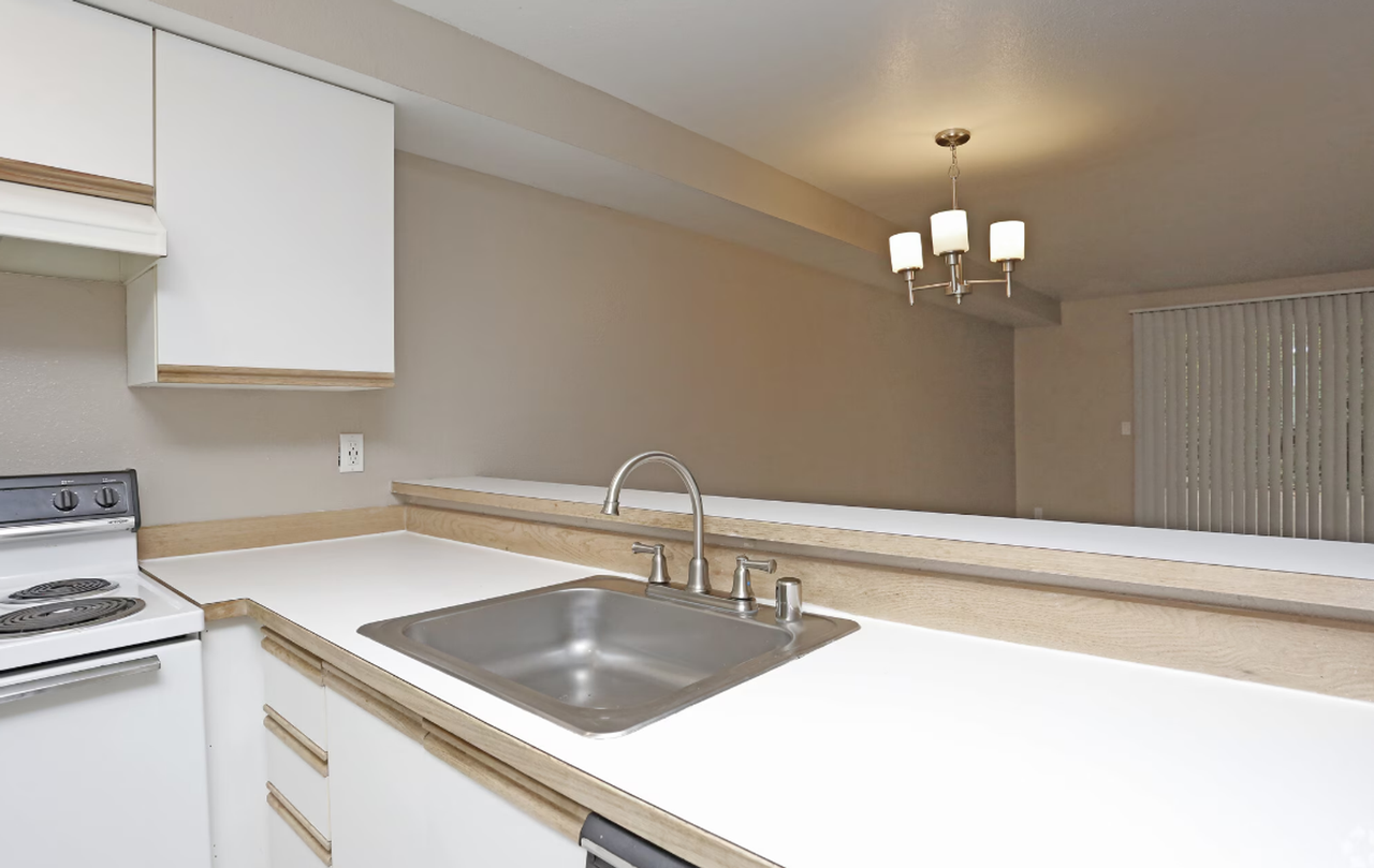 City View Apartments in West Seattle - Photo 7 of 21