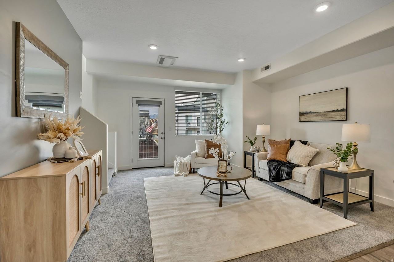 13392 S Alto Vista Ln - Photo 2 of 17