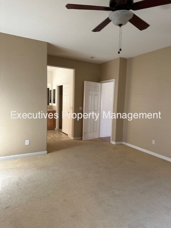 3564 Santiago Ave - Photo 6 of 13