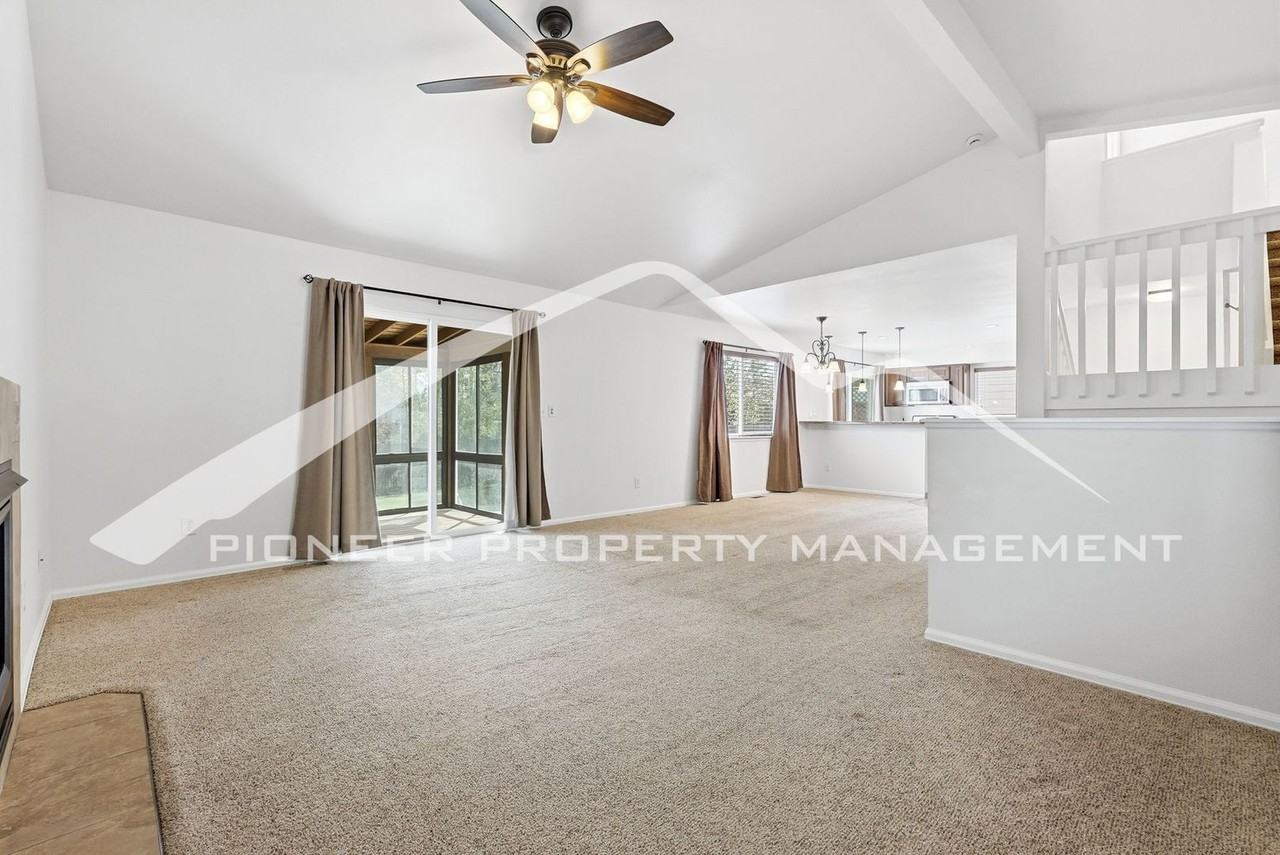 15894 E Purdue Dr - Photo 6 of 36