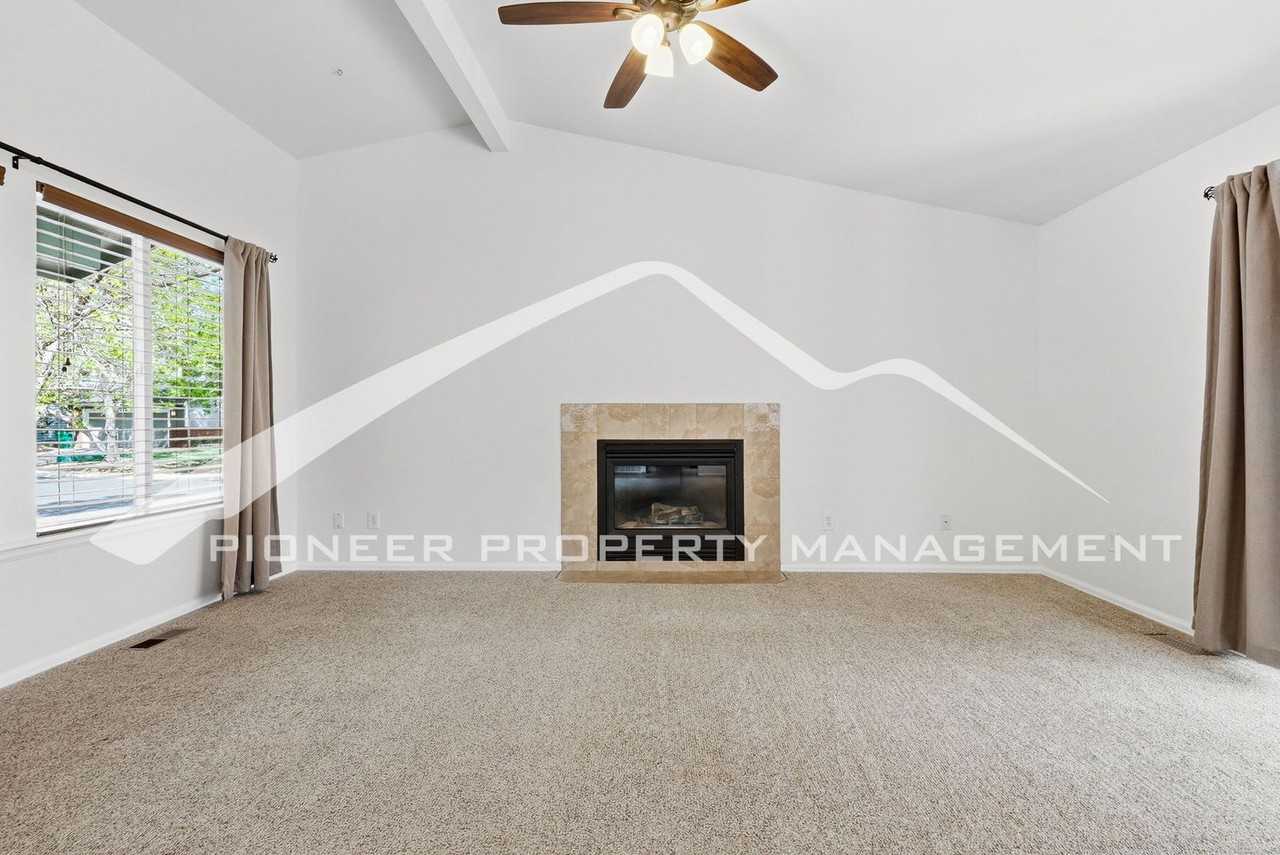 15894 E Purdue Dr - Photo 7 of 36