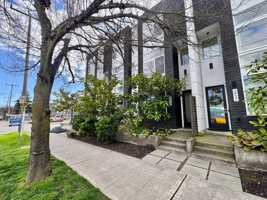 featured image of 3927 California Ave Sw