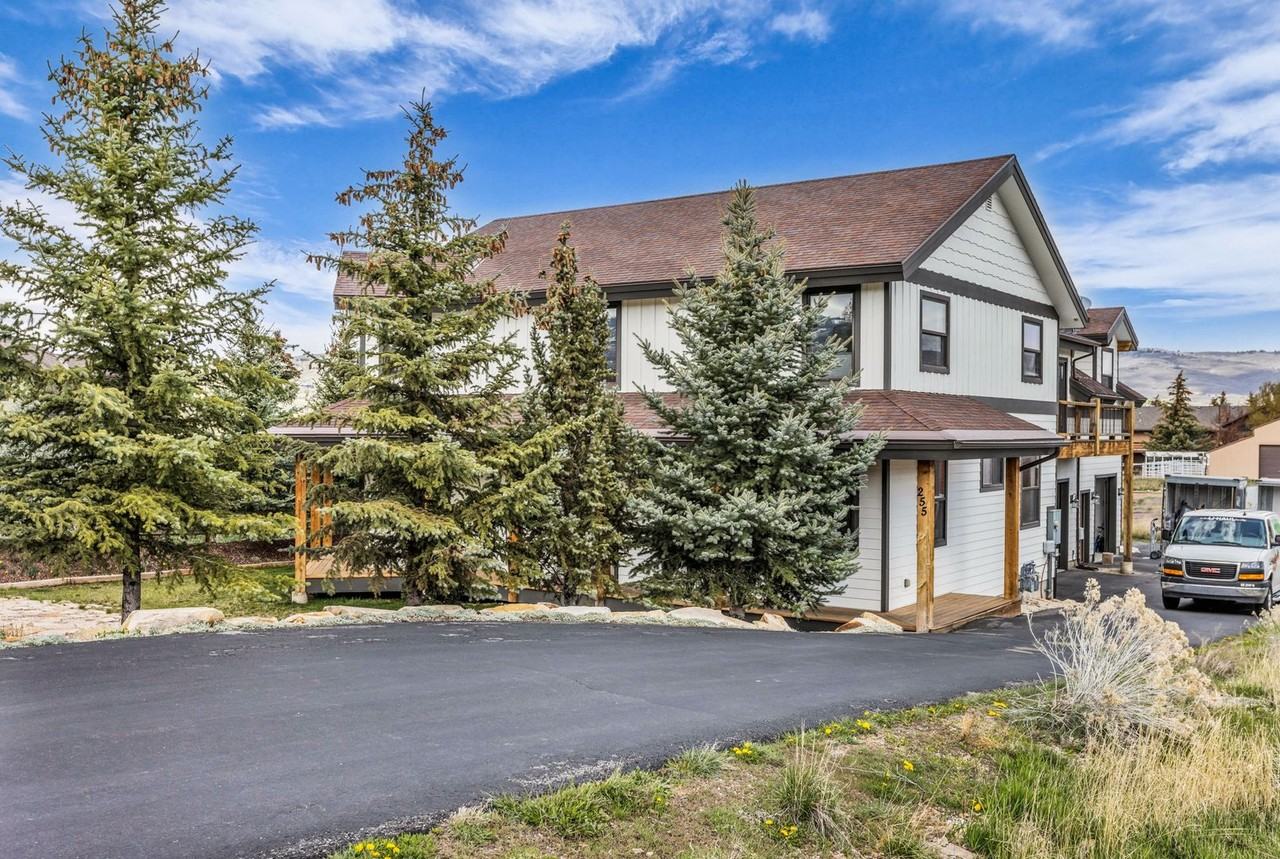 255 Starview Dr - Photo 5 of 36