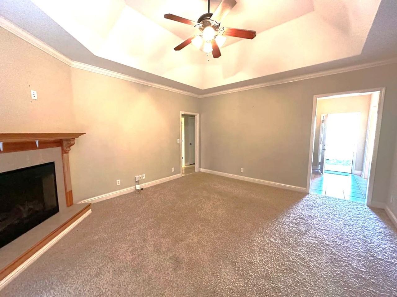 168 Woodhaven Ln - Photo 2 of 20