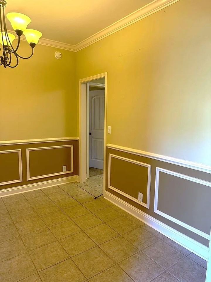 168 Woodhaven Ln - Photo 5 of 20