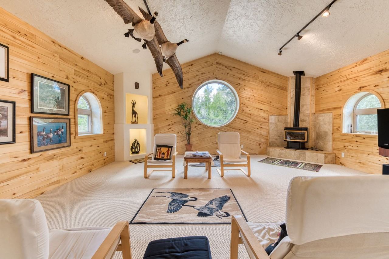 635 Home Stretch Dr - Photo 7 of 38