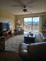 featured image of 210 Carl Dr #B6