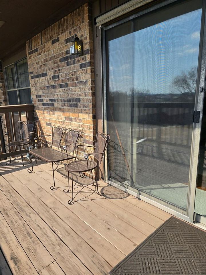 210 Carl Dr #B6 - Photo 5 of 15