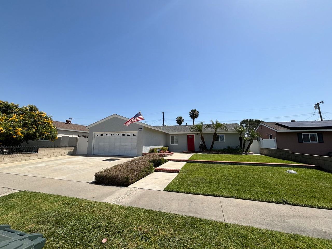 10110 Holder St - Photo 2 of 23