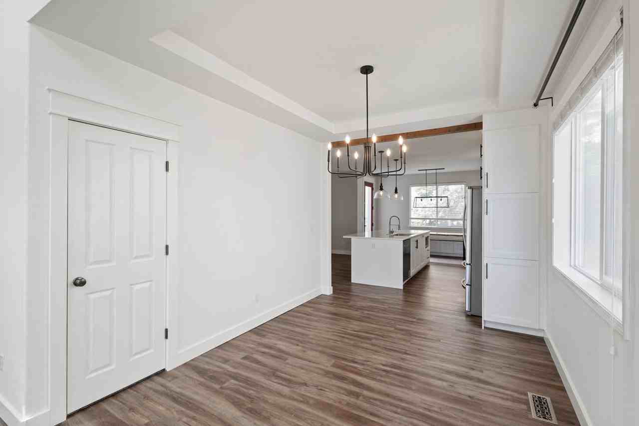 303 SFH 303 - Viewpoint - 303 #303 - Photo 6 of 38