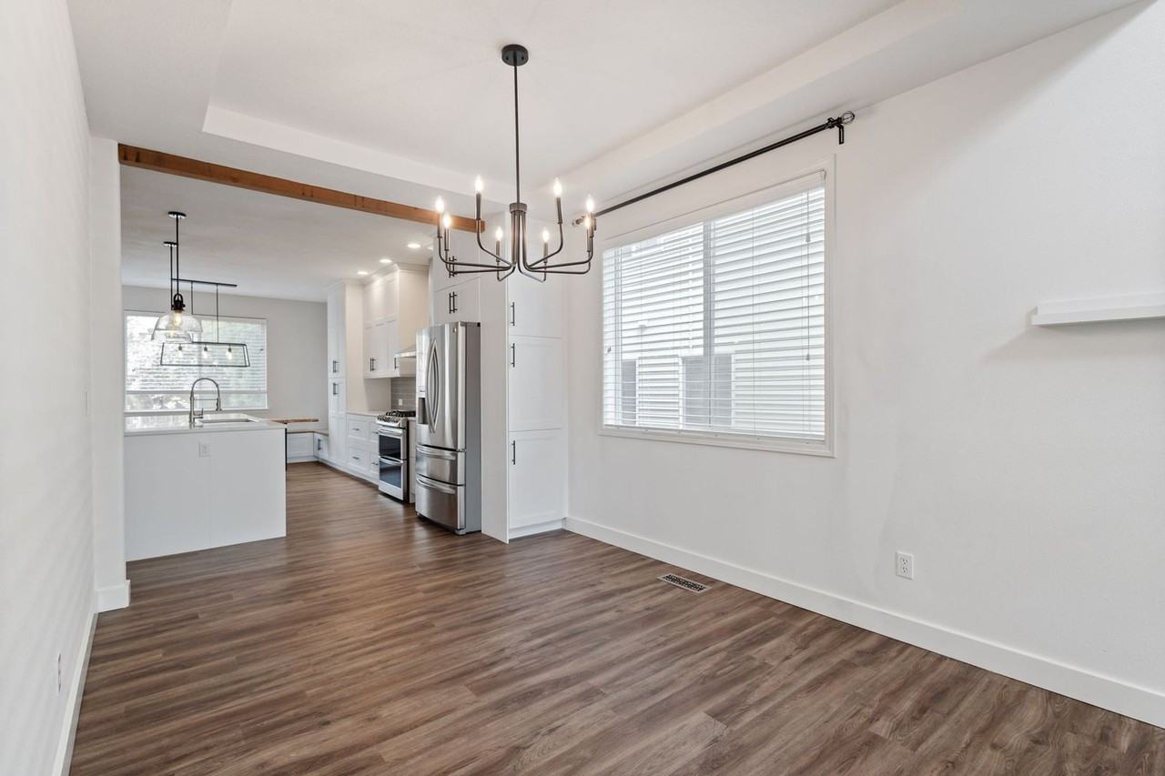 303 SFH 303 - Viewpoint - 303 #303 - Photo 7 of 38