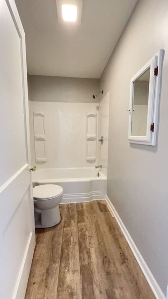 2302 S Hackley St - Photo 7 of 9