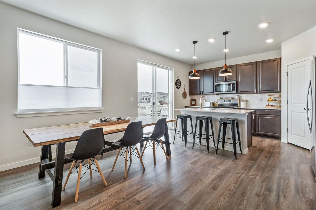 902 Hummocky Way - Photo 6 of 28