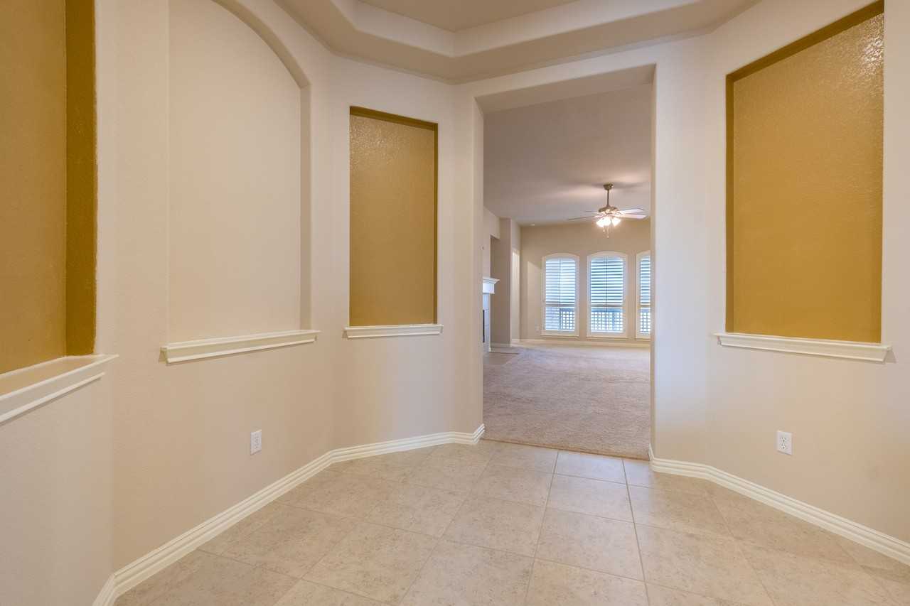 165 Lady Bird Ln - Photo 7 of 50