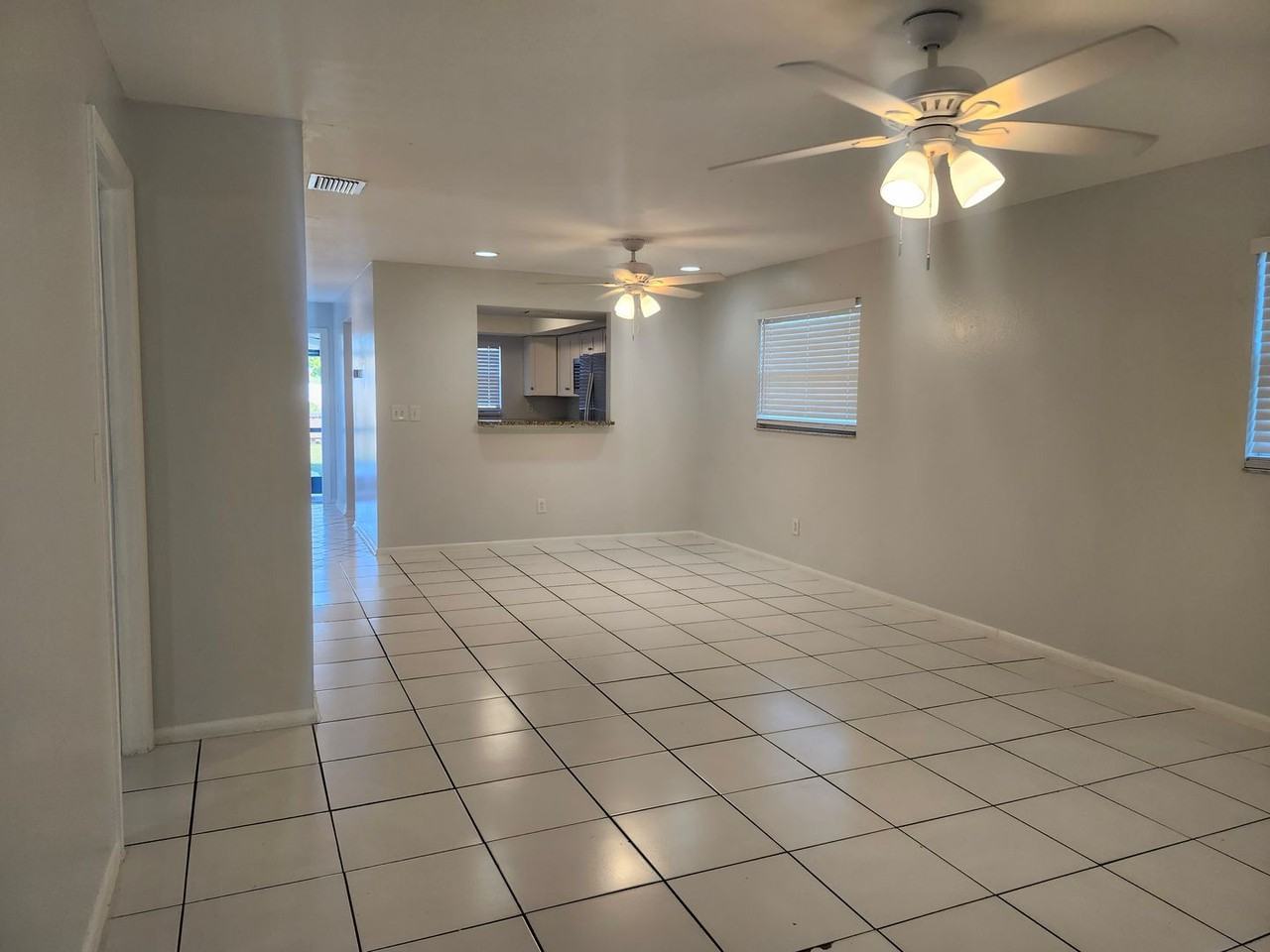 1901 Se 15th Pl - Photo 6 of 22