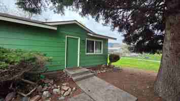 featured image of 1007 Pullman St