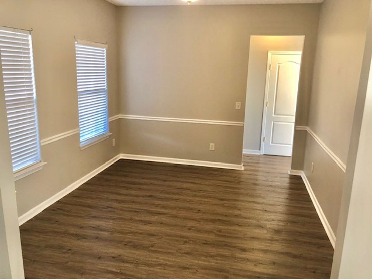 3205 Dark Woods Dr - Photo 4 of 19