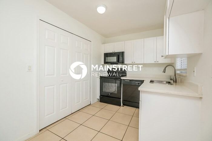 5545 5th Ave - Photo 5 of 17