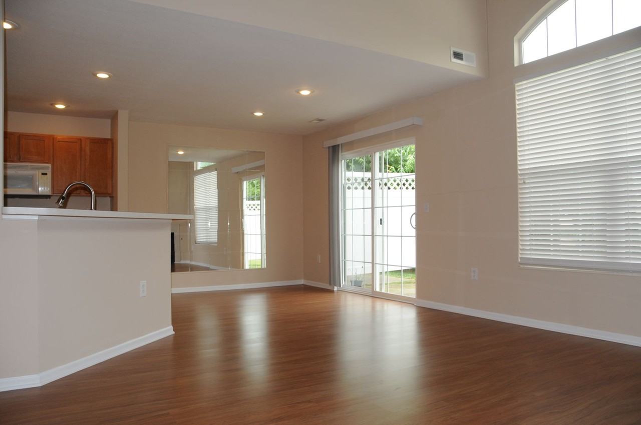 5115 Vinings Blvd - Photo 4 of 20